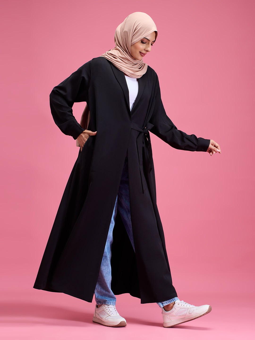 Ameera Angarkha Blazer - black
